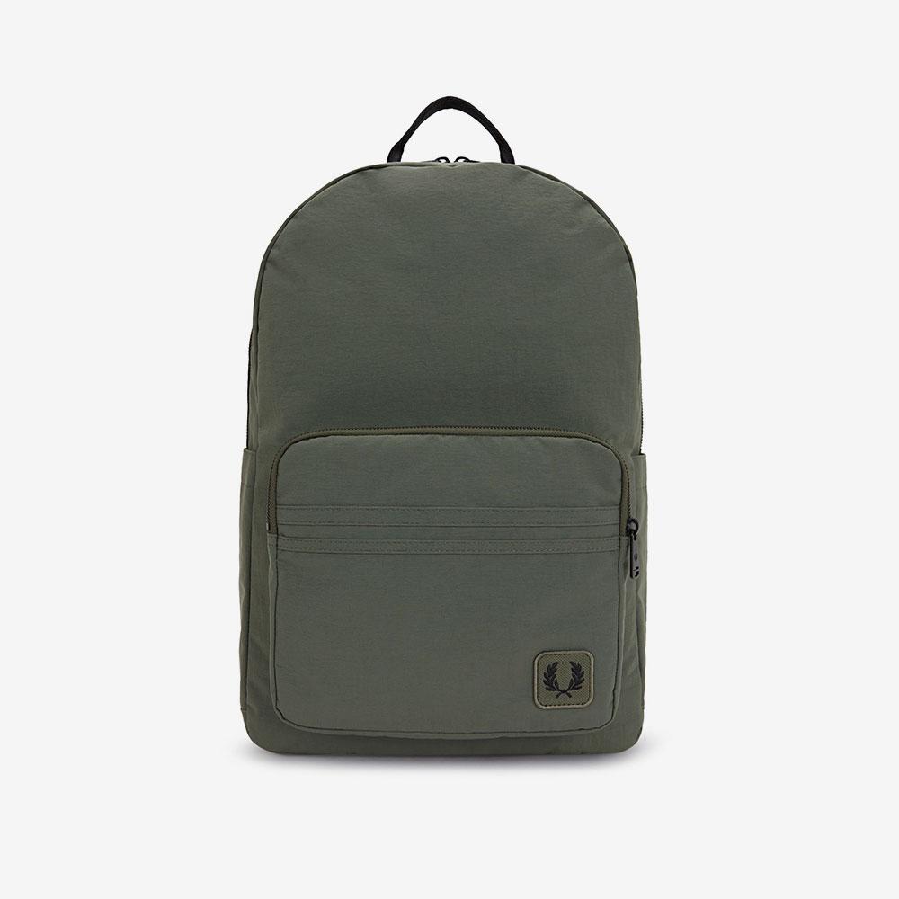 Fred Perry Nylon Badge Backpack - Laurel Wreath Green Cfpu2531192-X21