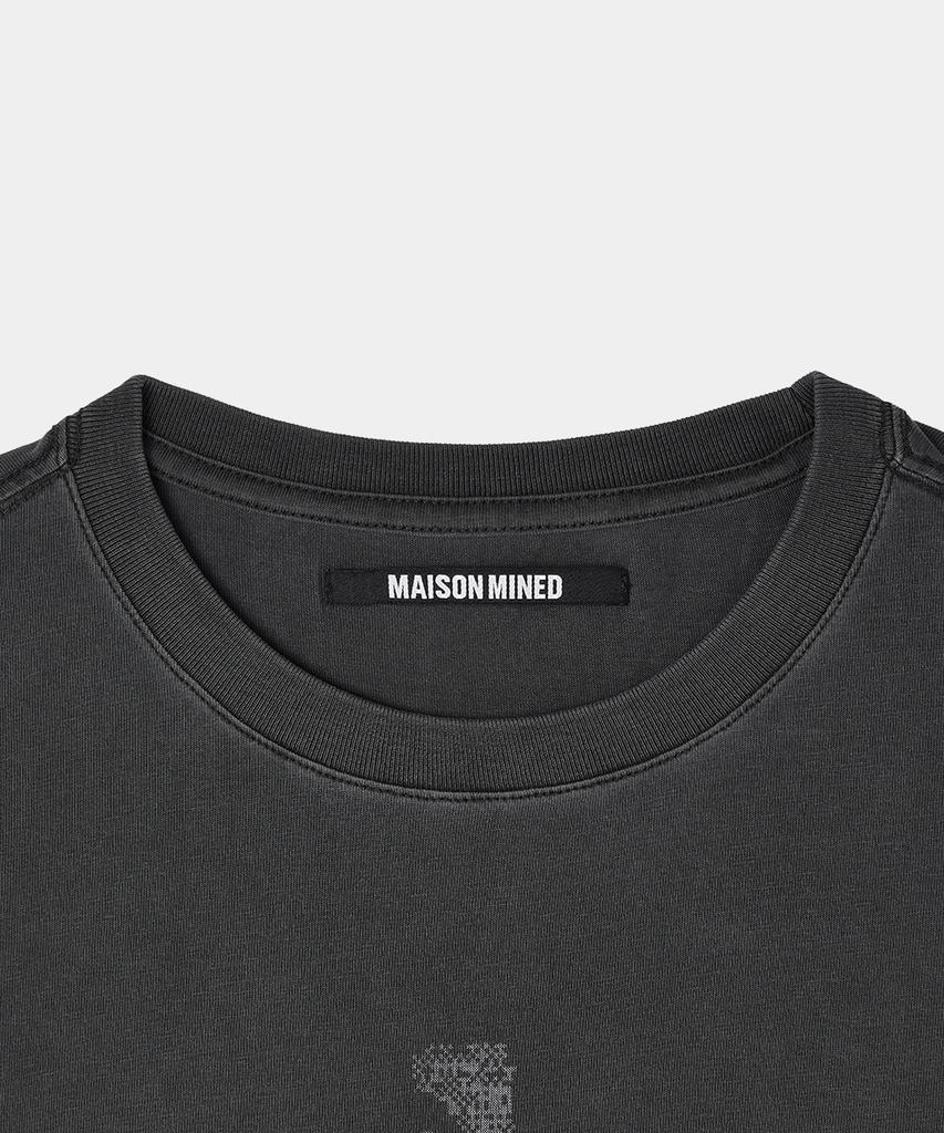 MAISON MINED Cross Gun Graphic Half T Charcoal