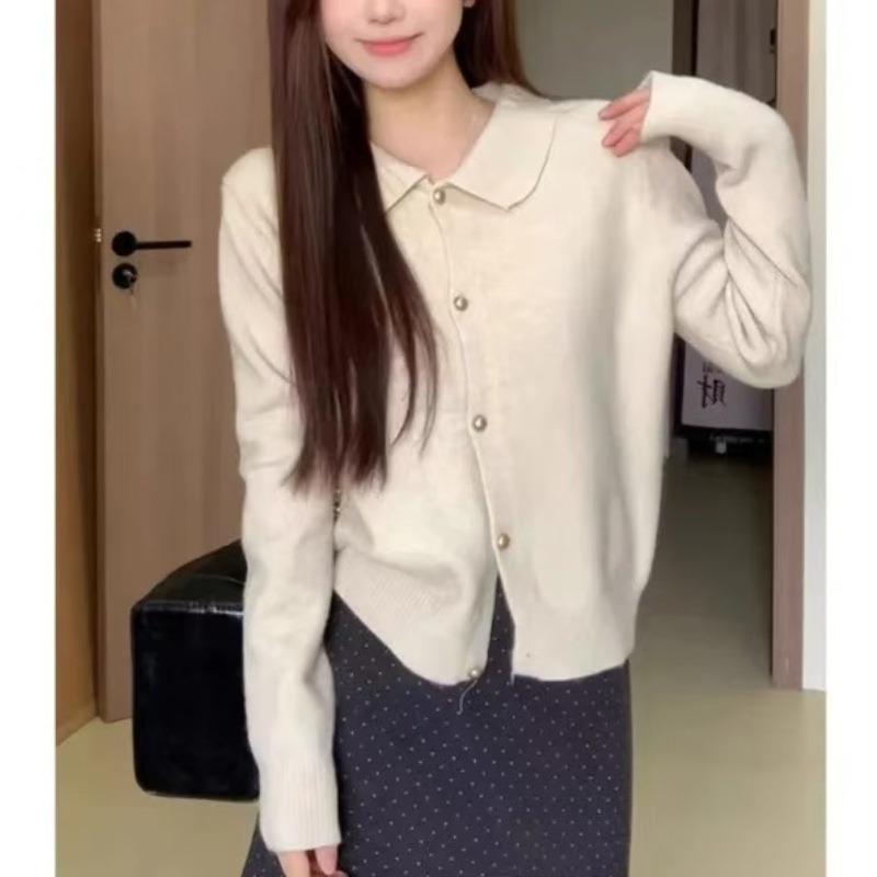 Spring and Autumn new simple and thin age-reducing gentle wind top cardigan solid color lapel long-sleeved knitted sweater women