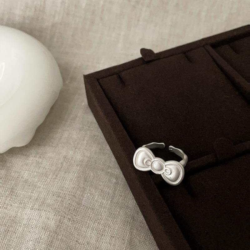 Matte Metal Bow Love Ring Female Niche Unique Personality Fashion Trend Temperament Versatile Ring Ring