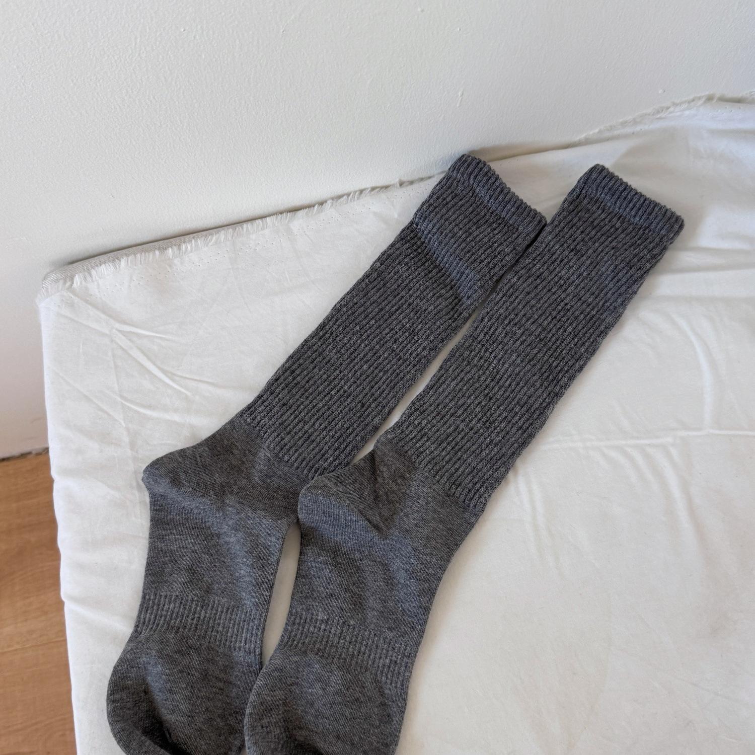 

Осенне-зимние махровые носки, гребенной хлопок, универсальные и дышащие длинные носки выше колена, однотонные носки до икры для женщин 1 pair