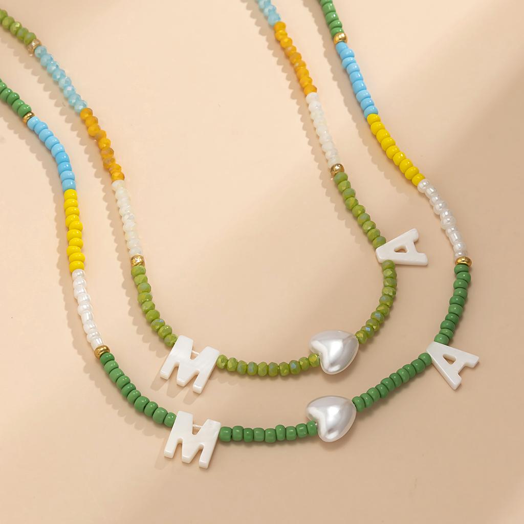 Bohemian Colored Crystal Rice Bead Collarbone Necklace, Simple Peach Heart Pearl Letter Necklace