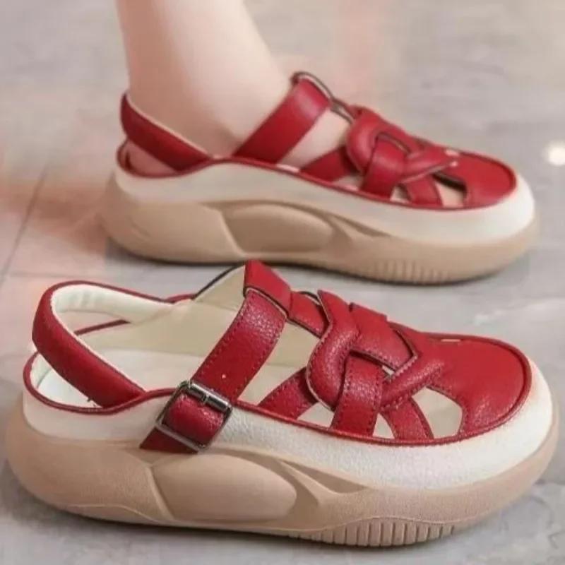 Woman Sneakers 2025 Summer Design Breathable Women's Sandals Closed-Toe Hollow Airy Soft Sole Casual Sneakers New Sports Shoes
