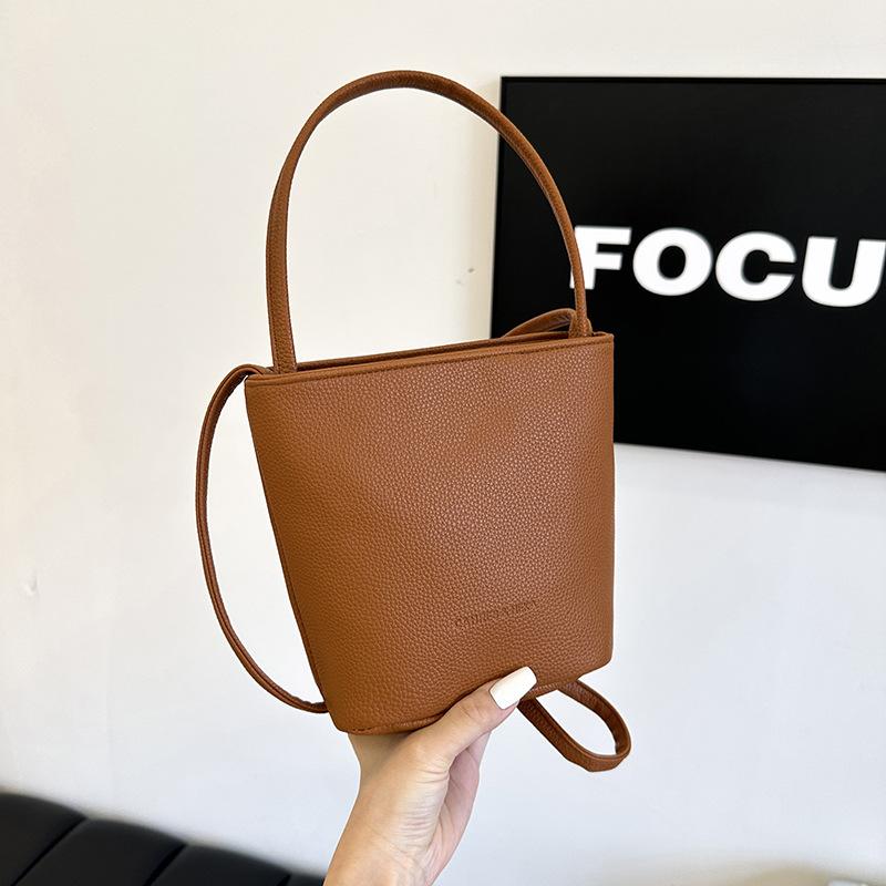 

New fashion handbag large capacity solid color bucket tote bag simple versatile casual shoulder messenger bag коричневый