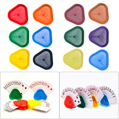 6 Pièces Support de Cartes à Jouer en Plastique Aide Forme Triangle Râtelier de Poker Support de Jeu de Cartes pour Personnes Âgées Enfants Adultes Facile à Utiliser