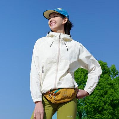 Chaquetas y abrigos – Cortavientos