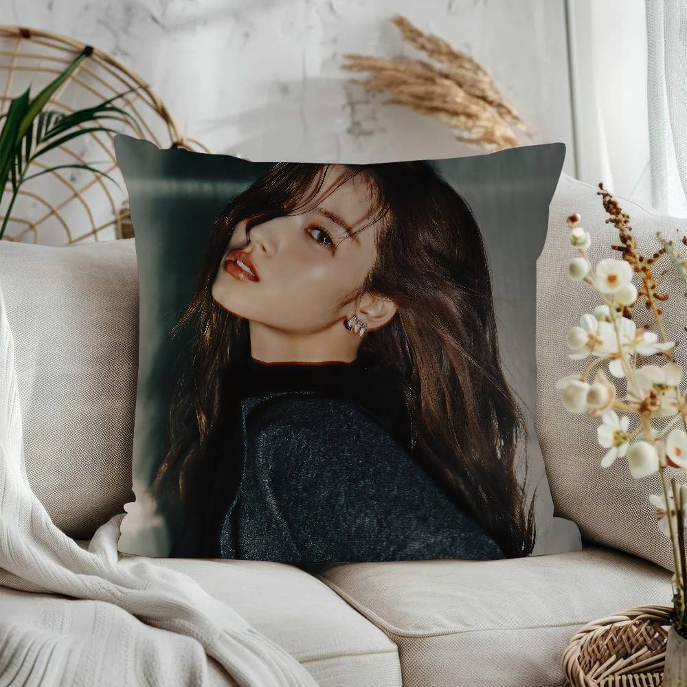 S-Sana TwiceS Pillow Covers Cartoon Sofa Decorative Home Double-sided Printing Short Plush Cute Cushion Cover