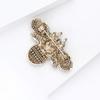 Fashion Rhinestone Bee Brooches for Women Unisex Insect Pins Keychain Event Party New Year Gifts Jewelry Decoration Accessories