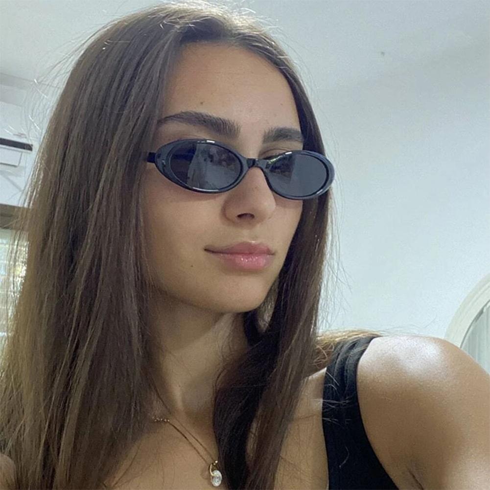 Lunettes de soleil ovales en gel pour femmes, petite monture, chic vintage, lunettes de soleil rétro translucides en forme de goutte d'eau pour tenues de plage