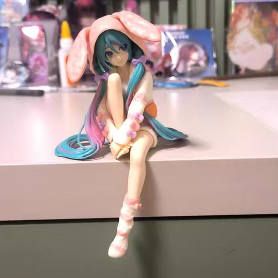 14CM Anime HATSUNE MIKU Figure with Rabbit Ear Pajamas Noodle Stopper Model Toy Doll Action Figure Collection Gift PVC