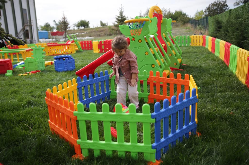 modular fencing for children