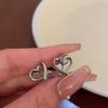 Simple Cute Sweet Heart Shaped Clamping Earrings For Women'S Fashion Heart Shaped Round Perforated Earrings Jewelry