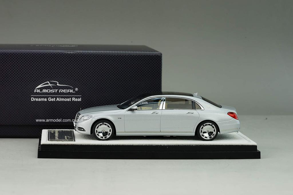 Almost Real Mercedes-Maybach S-Class - 2016 - Iridium Silver 1/43 Scale Complete Diecast Car (Product Number: 420103)