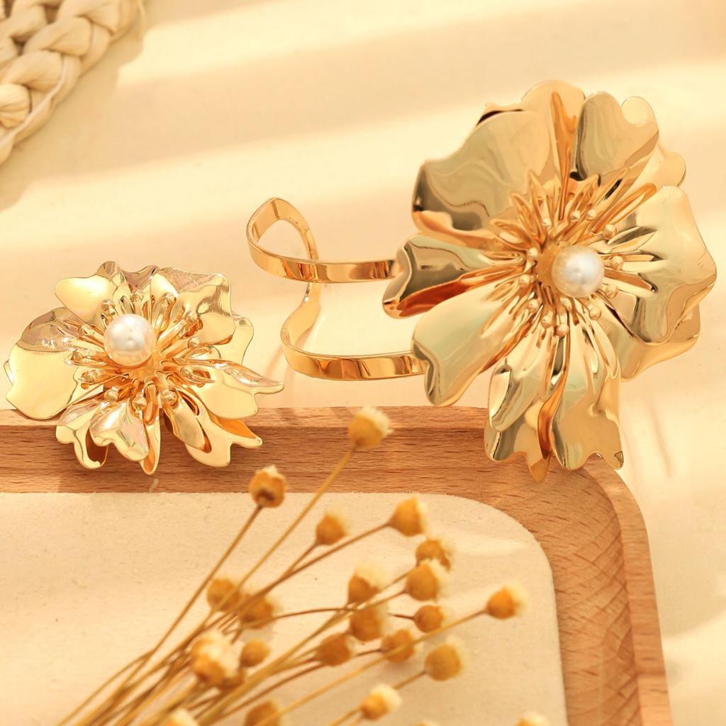 Personalized flower bracelet ring set elegant retro pearl petal metal bracelet