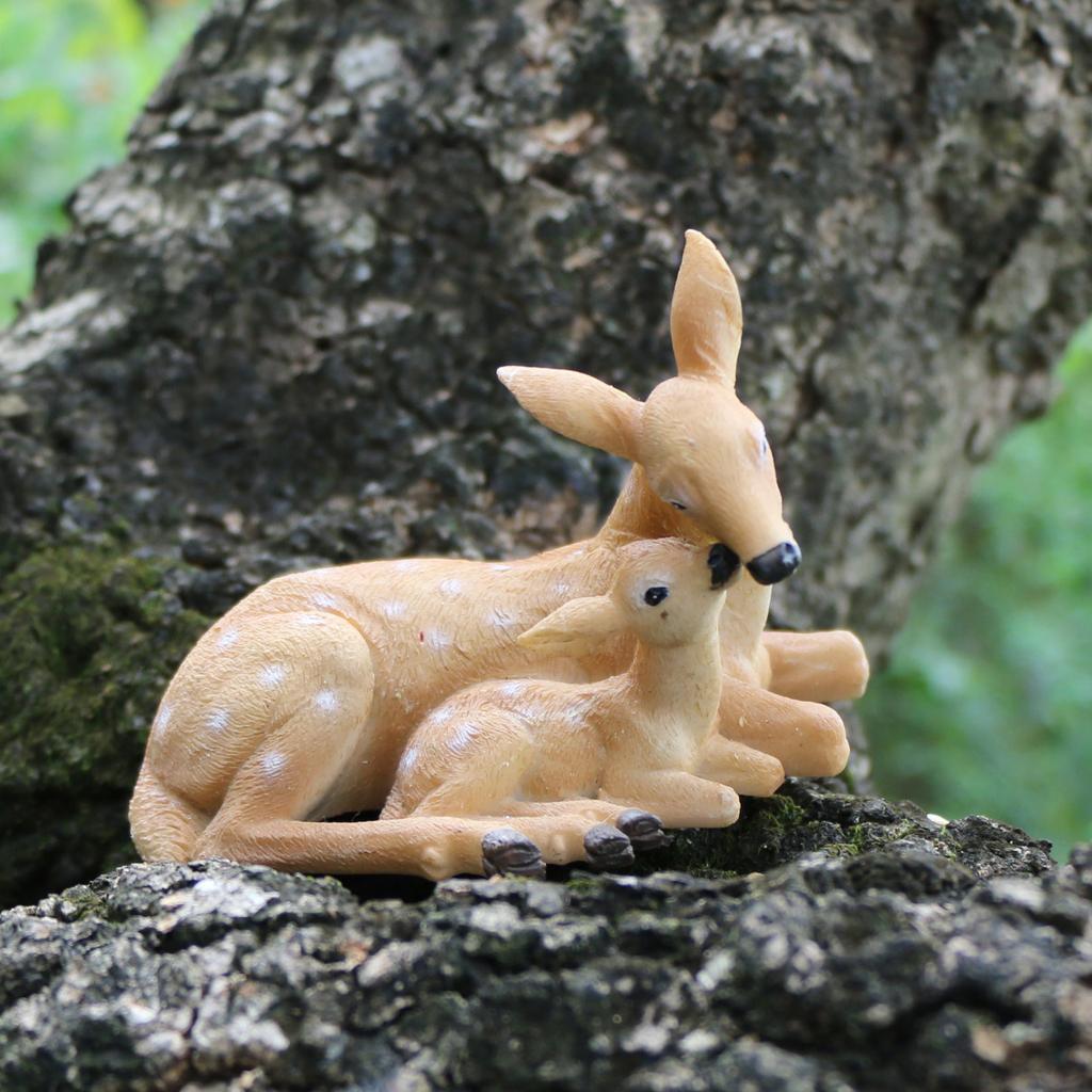 1pc Deer Statue Figurines Yard Statue Garden Decorations ForIndoor And Outdoor Yard Animal Decoration Mini FawnPersonality Small