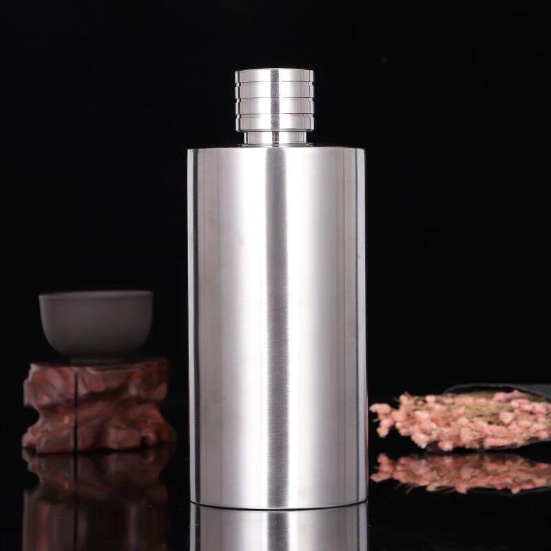 Premium Portable Stainless Steel Hip Flask Set 500ml (1 Jin)