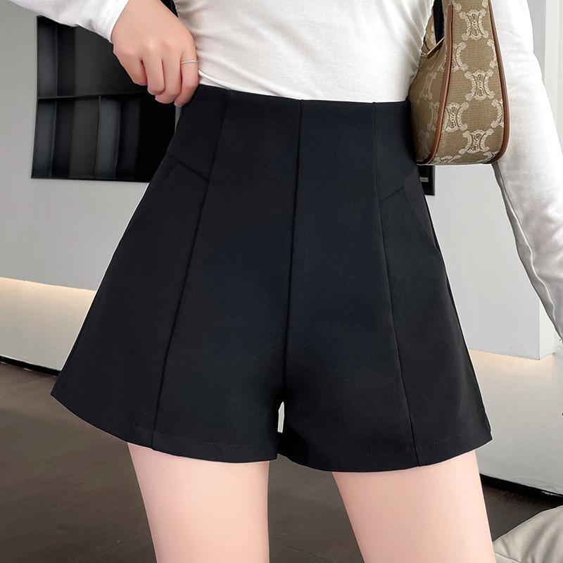 Summer 2024 Women's Black High-Waisted Wide-Leg Shorts: Slimming, Versatile, Casual Bootcut Design