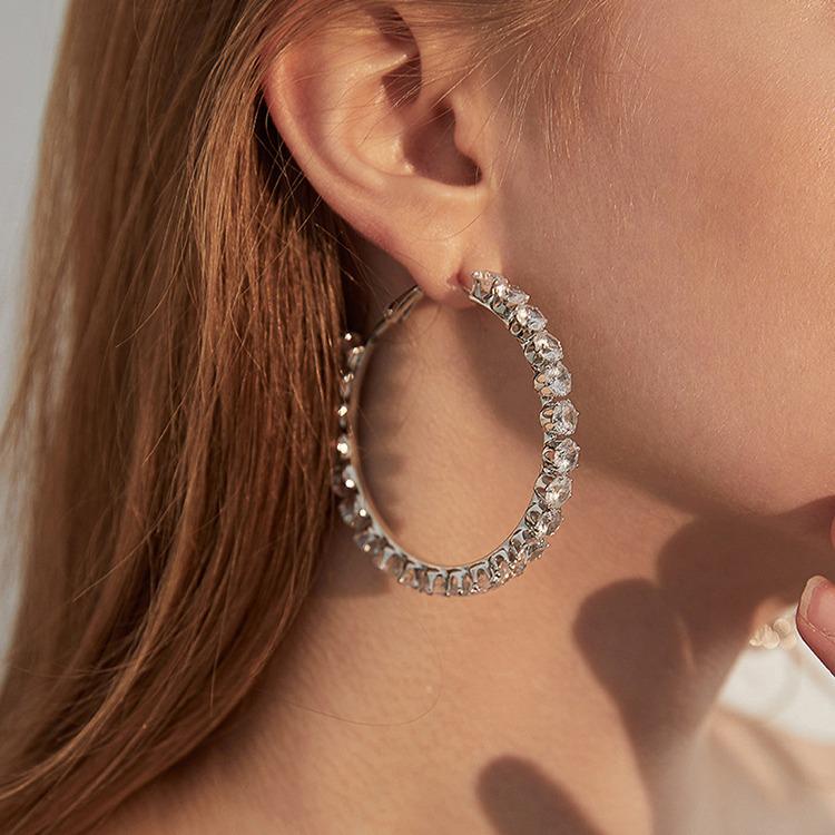 

Stylish Rhinestone Hoop Earrings: Large Geometric Design for Women