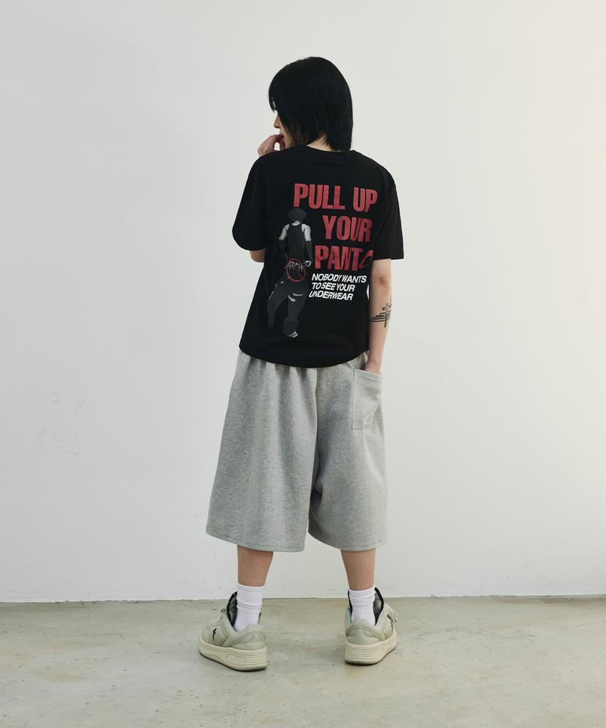 SCALLYWAG [Ryu Jeong-Ran × Skelly Wung] Pull Up Crop T-Shirt [Black]