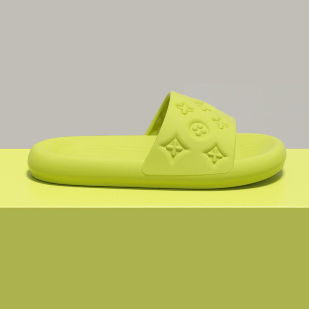 

High sense fashion cool slippers women s summer slippers step on shit feeling thick bottom bathroom non-slip deodorant small flower eva slippers 40/41 yards флуоресцентный зеленый