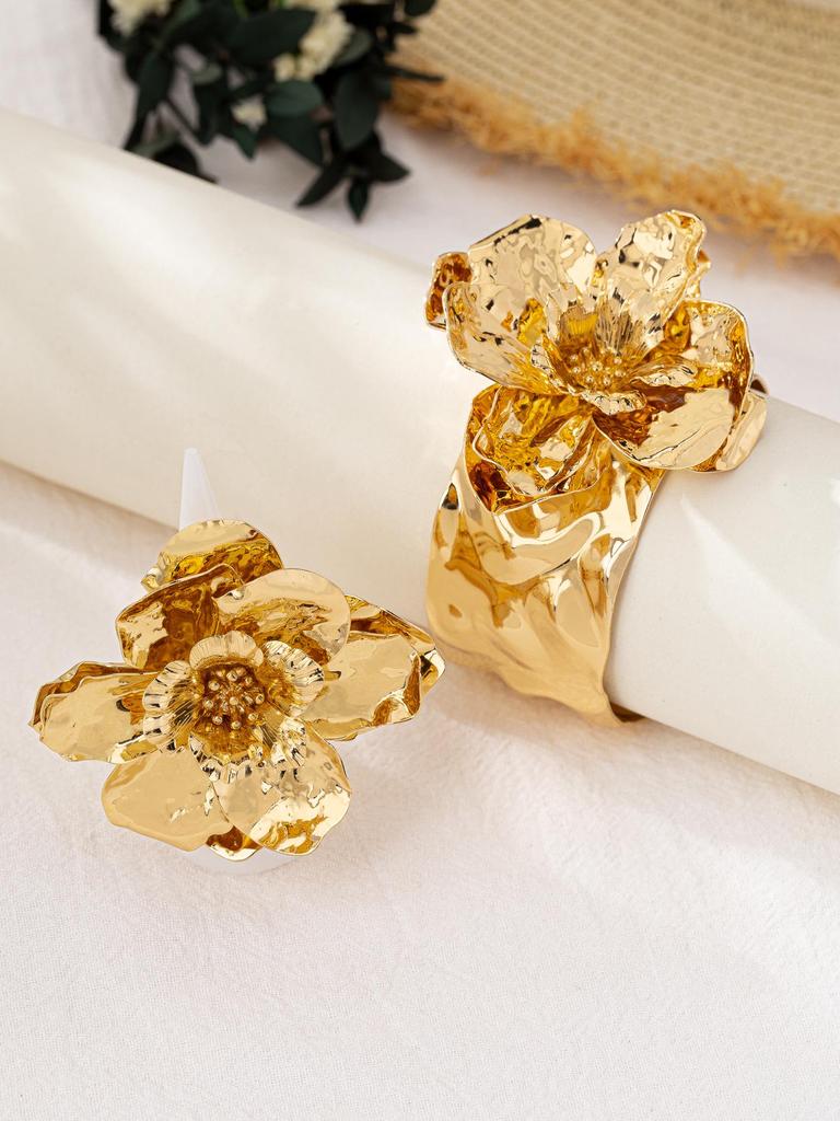 Exquisites 3D-Blumenarmband-, Ring- und Ohrring-Set: Einzigartiges Design mit hochwertiger Verarbeitung. Perfekt als Geschenk.