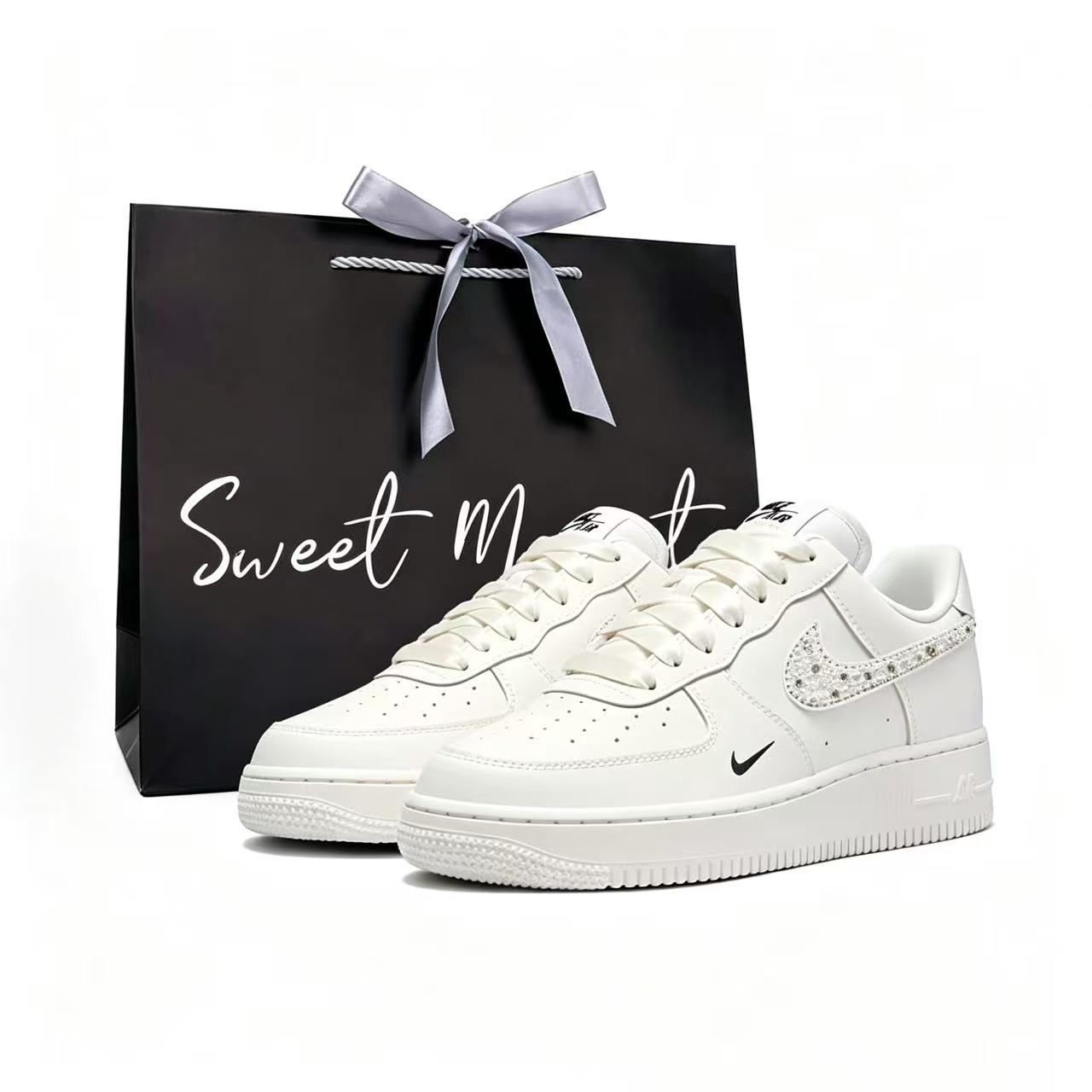 

Nike Air Force 1 White Diamond Moonlight, Shopping Bag Slip Resistant Cushioning Abrasion Resistant Low top HF1058-133(Team935-BOX) 40