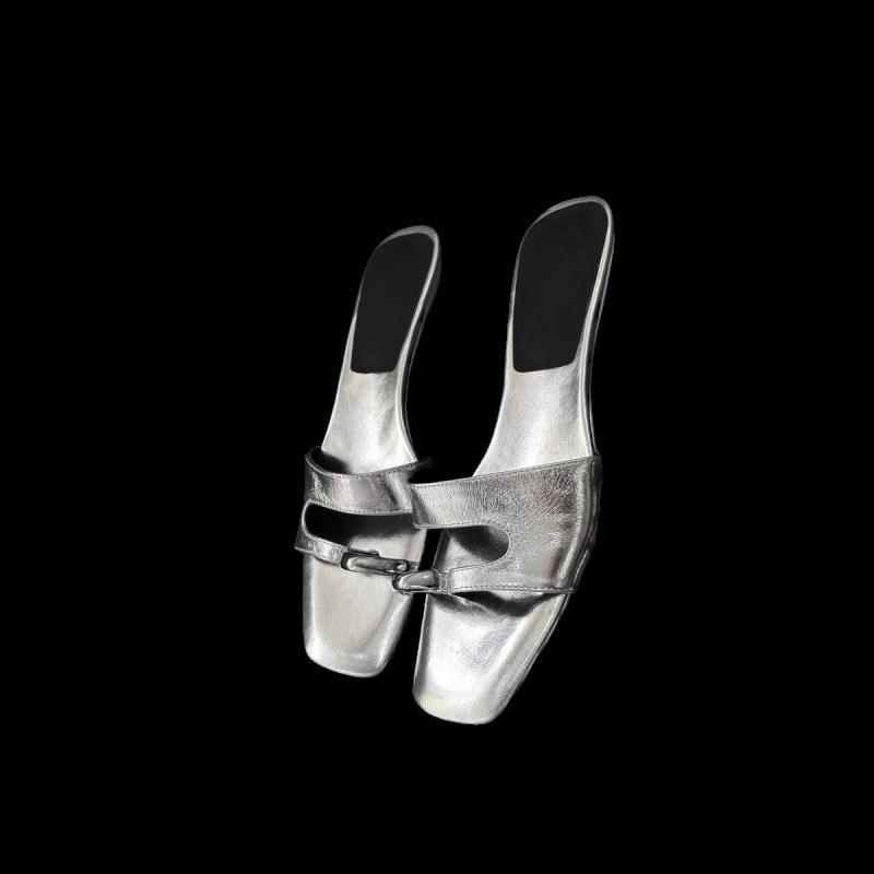 Design open-toed flats women's 2025 summer new metal buckle toe slippers French temperament sandals