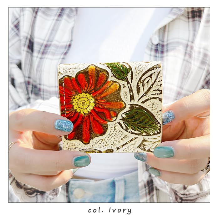 Box-shaped coin purse, slim wallet for women and men, compact, genuine leather, retro floral embossed design [NB], ivory