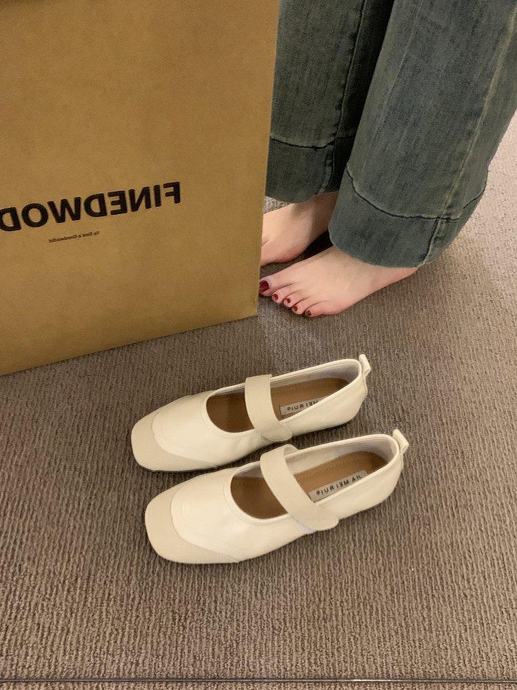 

Retro square head silver splicing light mouth single shoes female spring, summer and autumn 2025 new fairy casual flat bottom Mary Jane 39