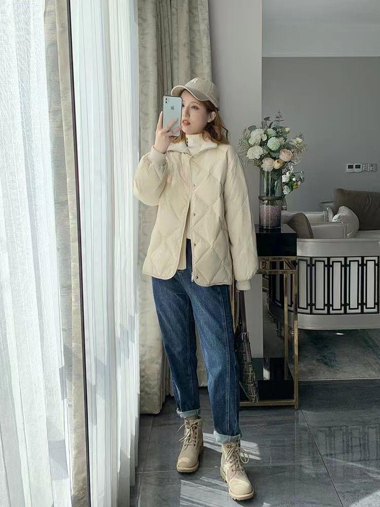 Malá patchworková prošívaná péřová bunda se stojáčkem - Lehká, Krátká, Volný střih, Silné prachové peří z bílé kachny, Směs spandexu na zimu