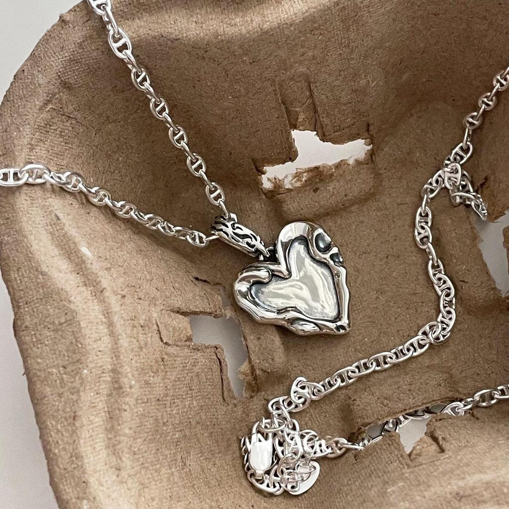 Korean S925 Sterling Silver Heart-Textured Pig Nose Chain Necklace for Women – Niche, Versatile High-End Clavicle Design
