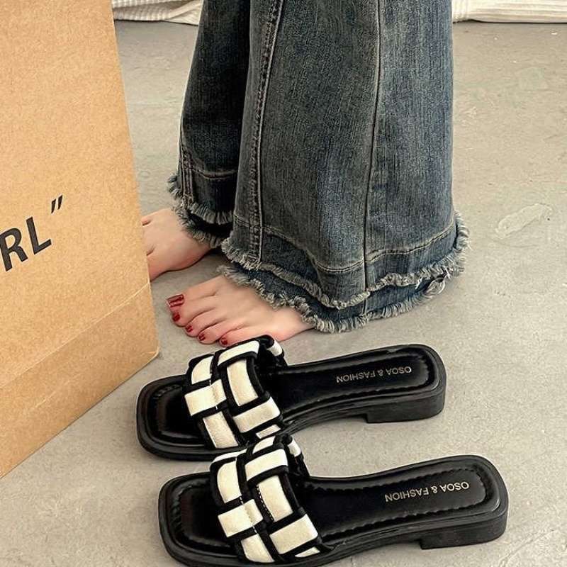 Size 35-43, Large Size Women's Shoes Flat Slippers Women's Summer Wear Fashionable and Versatile One-word Drag 41 Beach Sandals