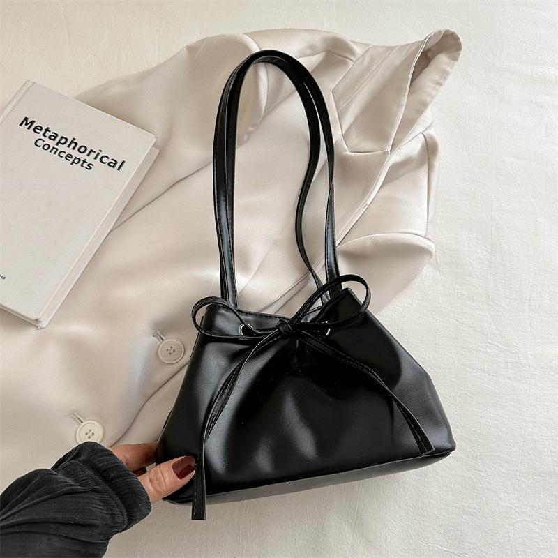 

Сумка Yunduo женская летняя новая высокоточная однотонная свежая модная цепочка на одно плечо ручная переноска маленькая сумка-ведро