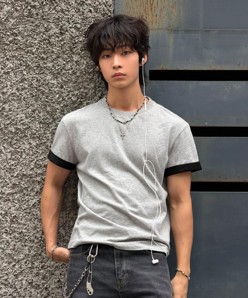 SIGNATURE Summer Crop Color Block Roll-Up Short Sleeve T-Shirt [2 Colors]