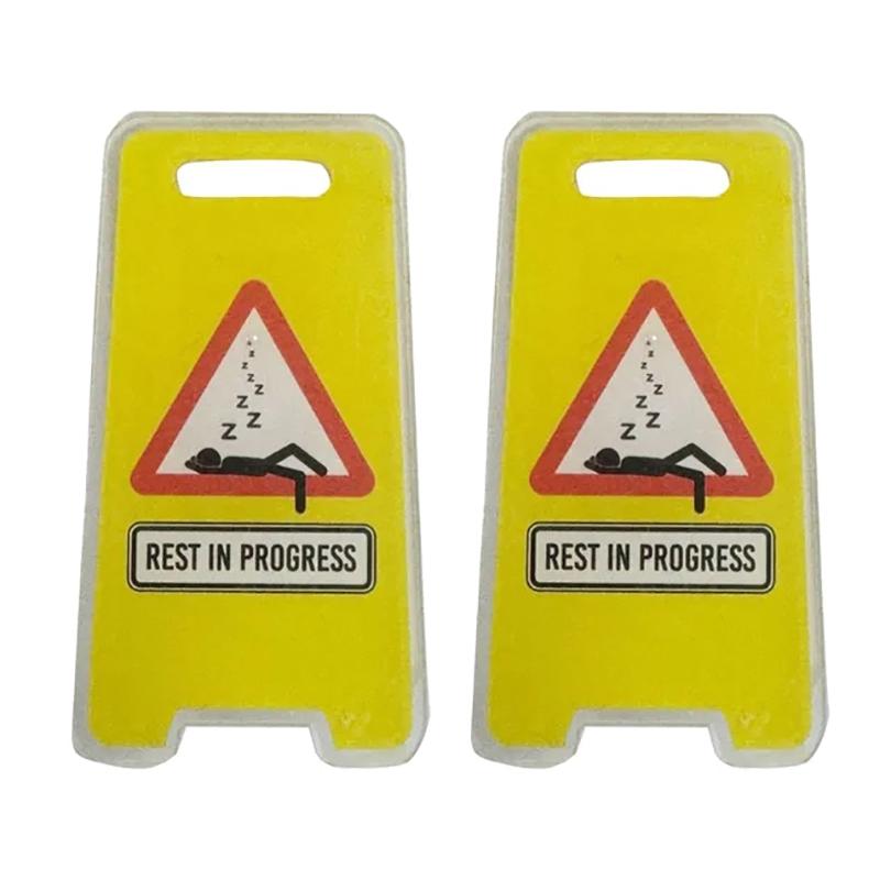 Desk Decoration ‘Leave Me Alone, I'm Busy’ - Humorous Office Decoration Humour Gifts For Men And Women Room Decorations