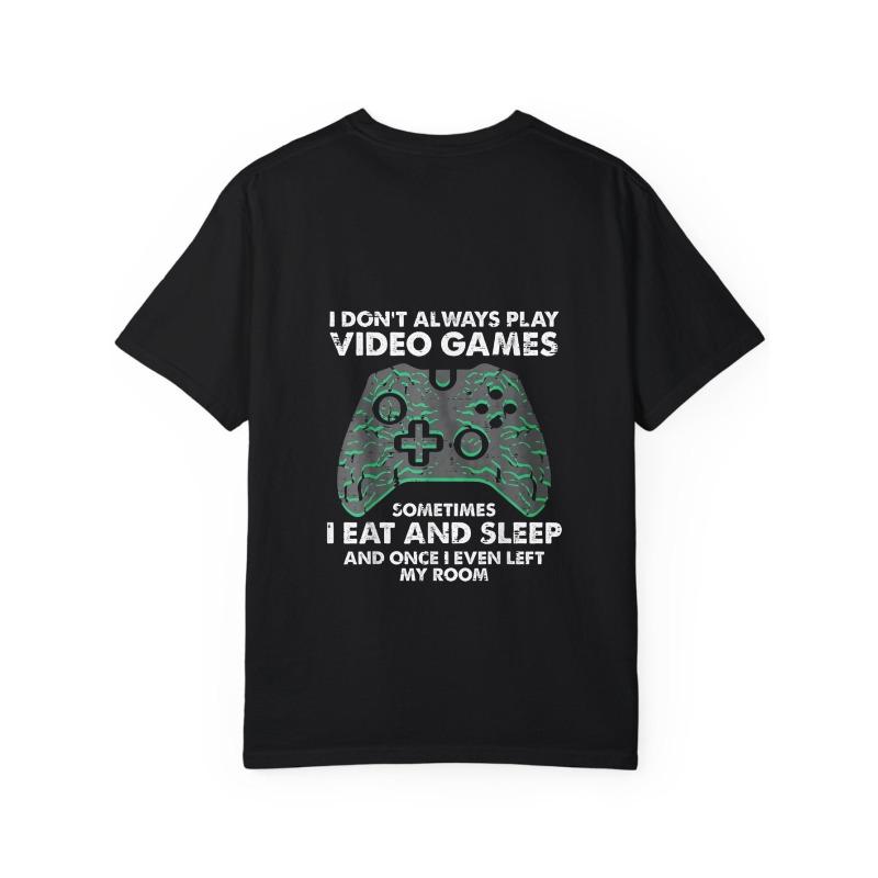 Crewneck T Shirt White Video Game Controller Graphic and Text Design for Gaming and Casual Wear