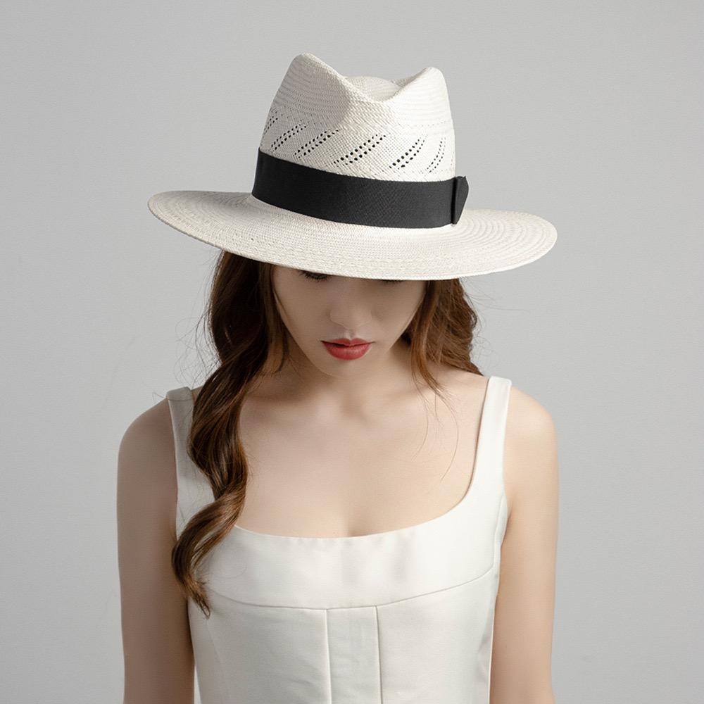 Fashion Designer White Luxury Panama Straw Hat Women Handmade Hollowed Out Wide Brim Jazz Hat Fedora Sunhat Wedding Cap Chapeu