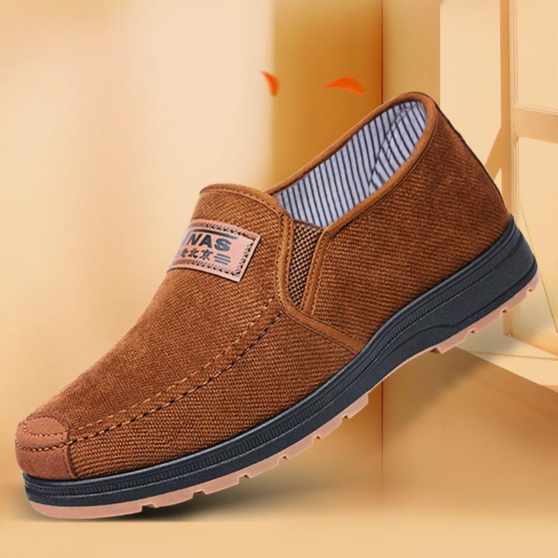 Neue atmungsaktive rutschfeste Schuhe mittleren Alters und ältere, verdickte, warme Freizeitschuhe für Herren aus altem Peking-Stoff