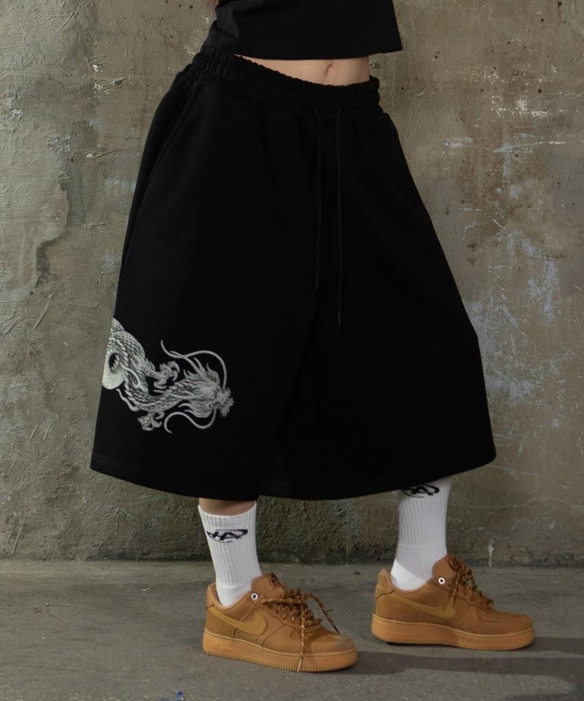 Hilukaakaibeu Dragon Archive Bermuda Pants