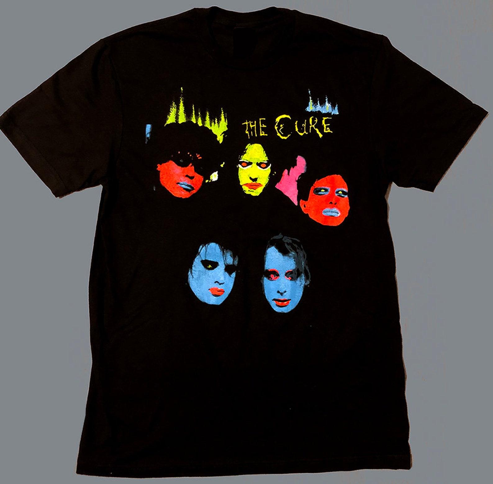 The Cure in between days tee. 80 s. S