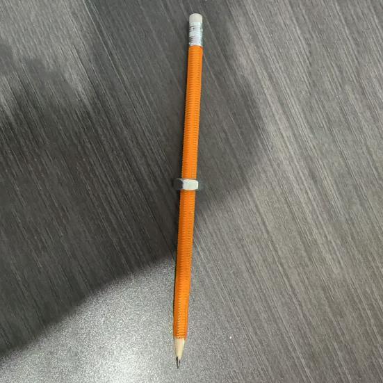 4/6/8 ks Matice Dekompresní Tužka Úleva od Stresu Závitová Dřevěná Tužka Školní Práce Úleva od Úzkosti Tichá Uklidňující Rotační Matice Fidget Tužka