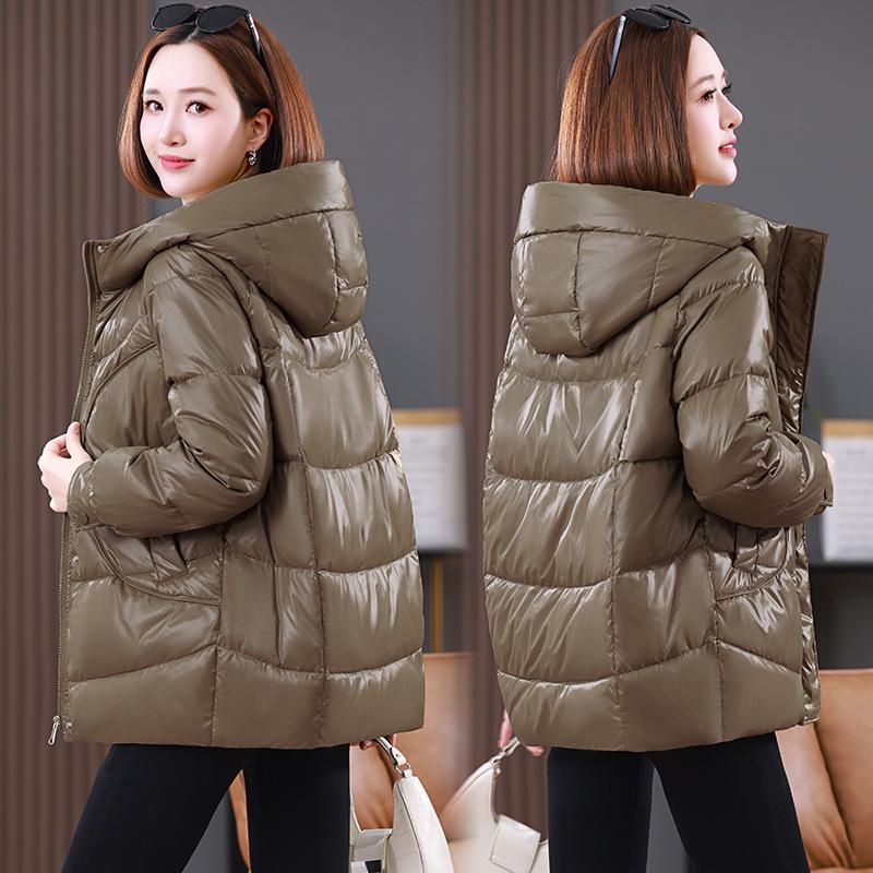 

Женский зимний пуховик с капюшоном красного цвета 2024: Высококлассная, стильная, омолаживающая верхняя одежда с толстым пухом белой утки 2XL (suggested 146-160 jin) кофейный