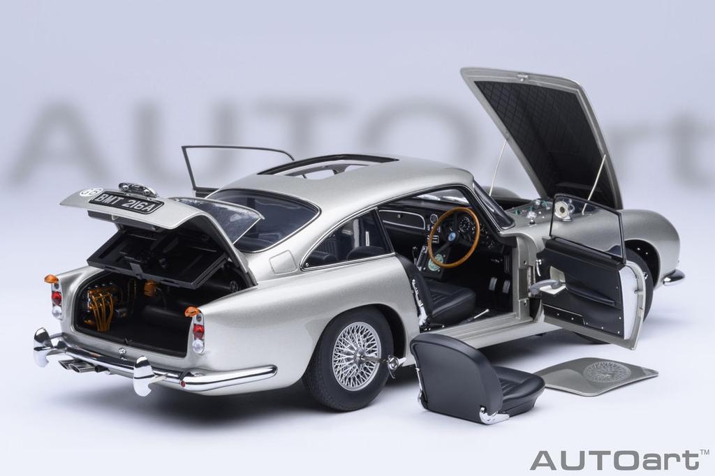 AUTOart Scale Aston Martin DB5 Bond Finished 70296 1/18 "007/Goldfinger" Car, Model,
