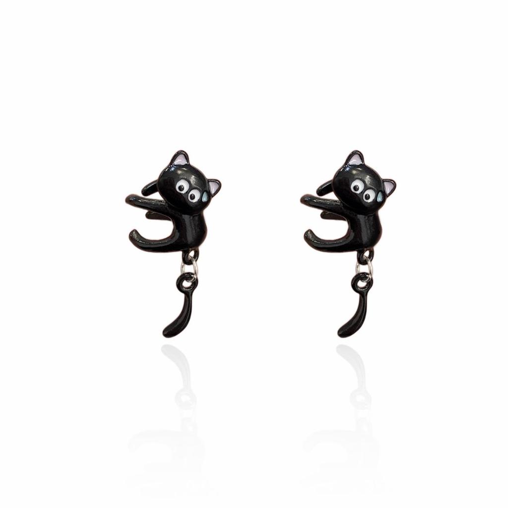 Cartoon Cat Ear Cuffs: Cute, High-End, Non-Pierced Clips for Women - Perfect for Autumn & Winter