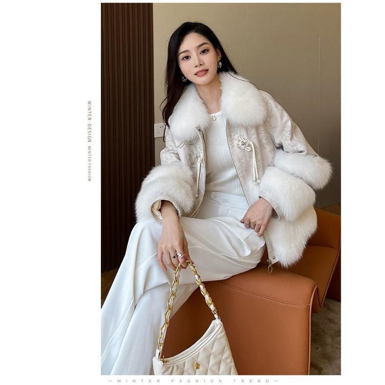 Winter Fashion Thickened Faux Fur Coat Women with Fur Collar Sheepskin Leather Jacket