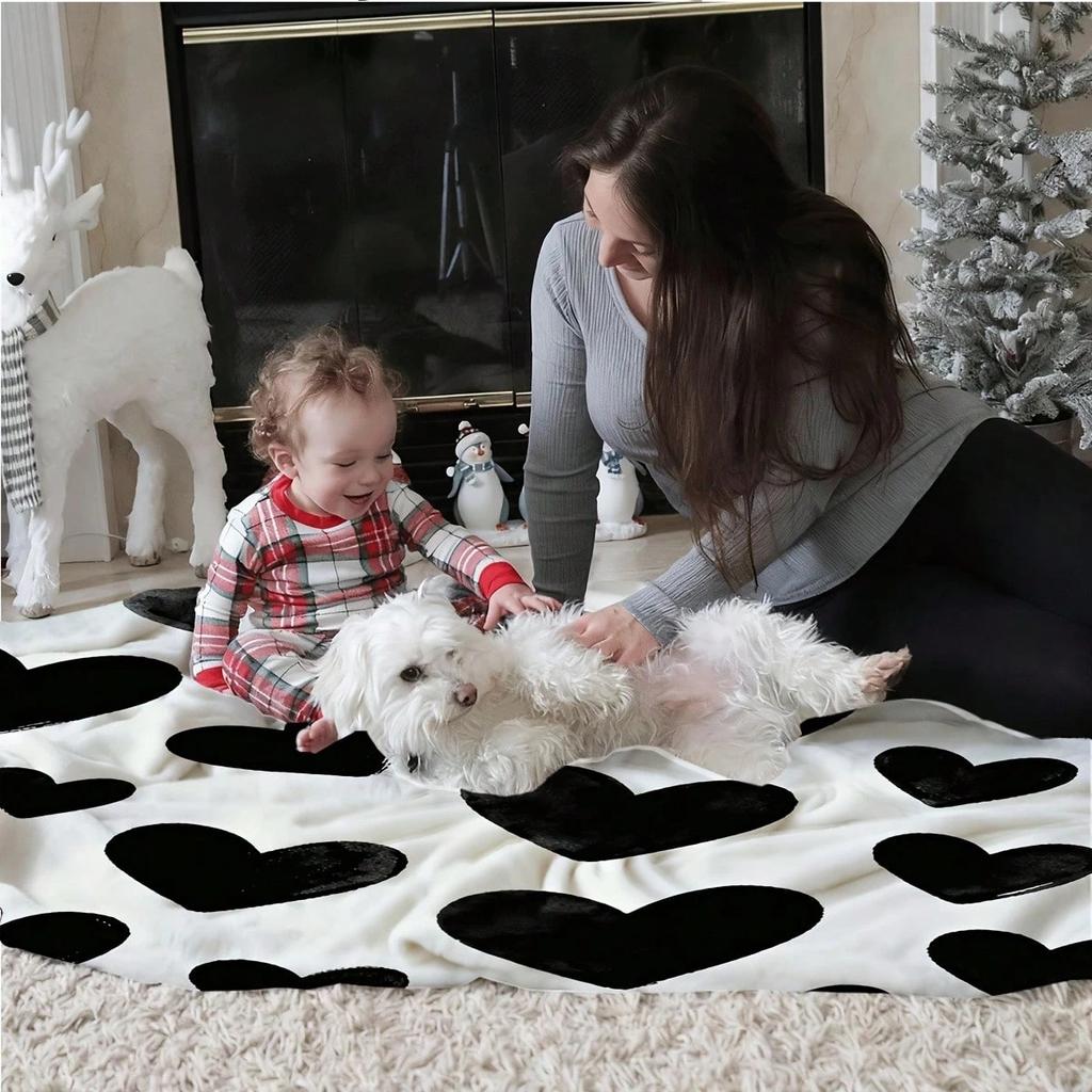 1pc Extra Large Heart Pattern Flannel Blanket Heavy Duty All Season Soft Warm Throw For Couch Bed Camping Office