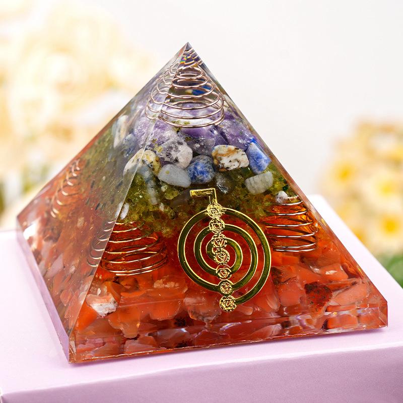 6.5cm Pyramid Resin Crystal Epoxy Glue Crafted Hirback Pattern Home Crafts Desktop Office Decorations Gifts