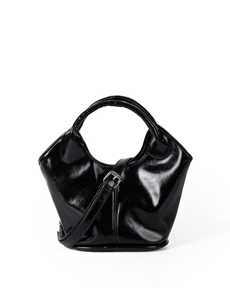 Fashion Basket Tote Bag Black Women's Handbags Retro Commuter Shoulder Crossbody Bag Pu Leather Fan-Shaped Bucket Bag Sac A Main