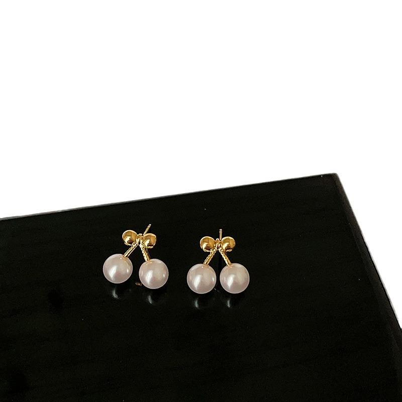 Small Exquisite Cherry Pearl Metal Stud Earrings Female Niche Personality Simple Temperament Fashion Versatile Earrings Earrings
