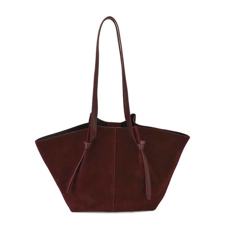 Borsa a Spalla da Donna con Ala Opaca Autunno/Inverno: Grande Capacità, Design di Nicchia Francese di Alta Gamma
